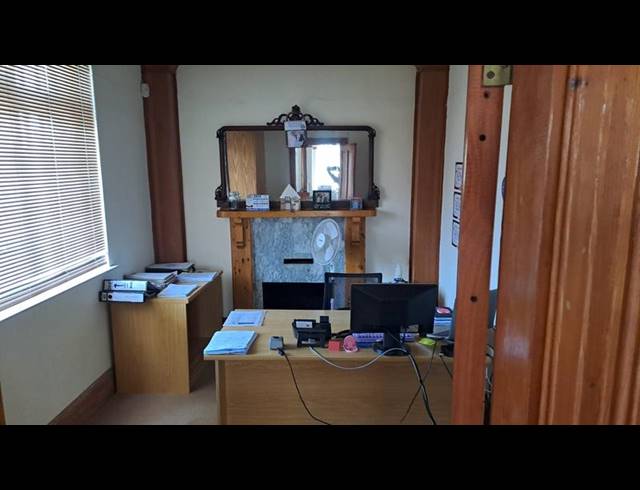 BUSINESS PROPERTY TO RENT IN MOUNT CROIX